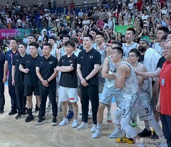 勝山東賽后高詩巖遭批評，趙繼偉寵粉楊鳴談?wù)湎Ц逗捞釅毫?></div>
              <div   id=