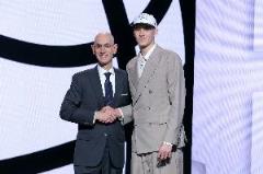 8號秀杰明：被選中后基里連科主動(dòng)聯(lián)系我，關(guān)系非常密切