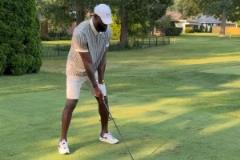 隊(duì)友評老詹高爾夫八村：強(qiáng)而有力的臀部擺動(dòng) 小里：就是這樣